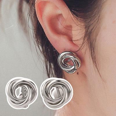 1 Pair Women Stud Earrings Hollow Metal Wire Entangled Shape Electroplated Anti-allergy Lightweight Ear Decoration Jewelry Party Prom Commute