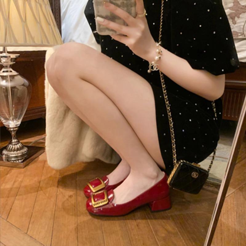 Fashion Women's Heel Shoes 2025 New Spring French Round Head Square Buckle Shallow Mouth Thick Medium High Heel Shoes Women