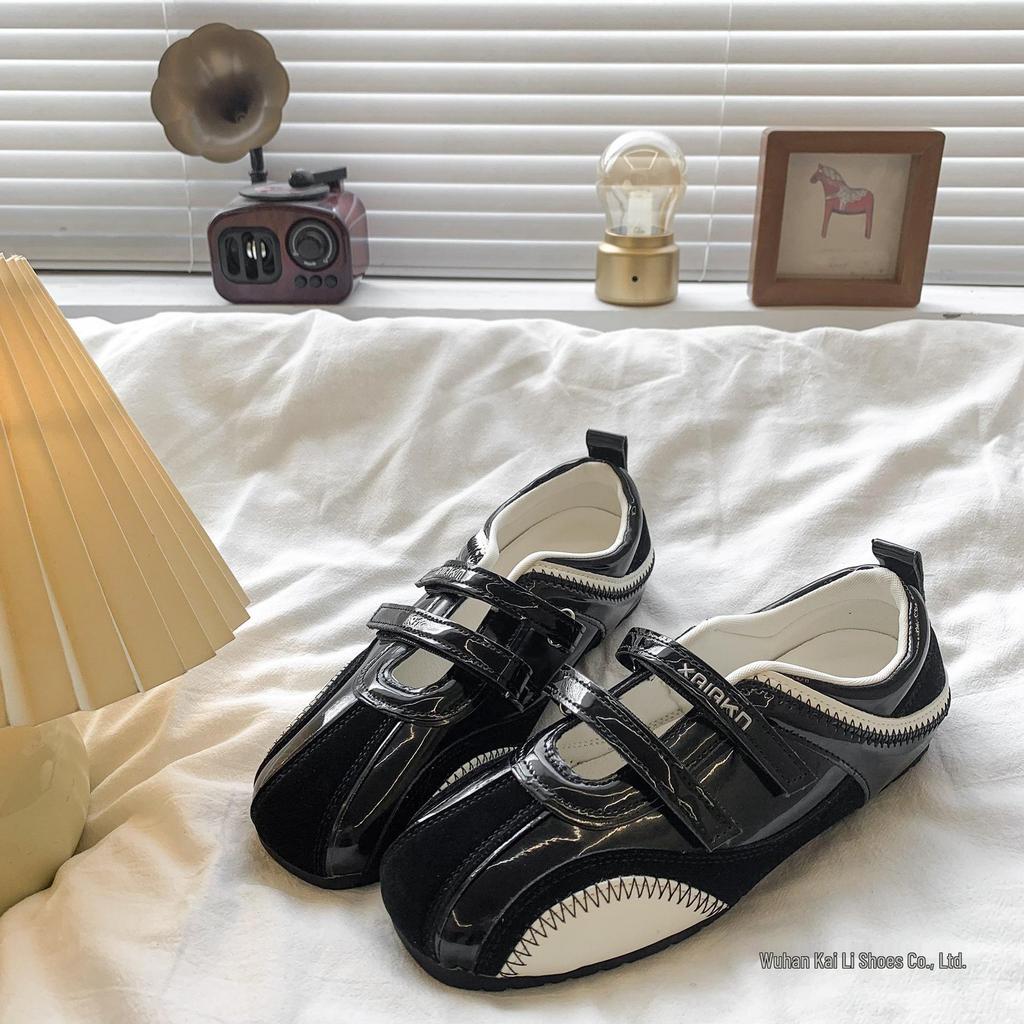 Women's Autumn Lightweight Velcro Mary Jane Sneakers - Thin-soled, Casual Sports, with Inner Height Increase.