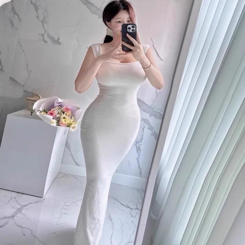 Large size fat mm sexy royal sister wind suspender solid color low neck chest dress women's summer tight waist and hip long dress