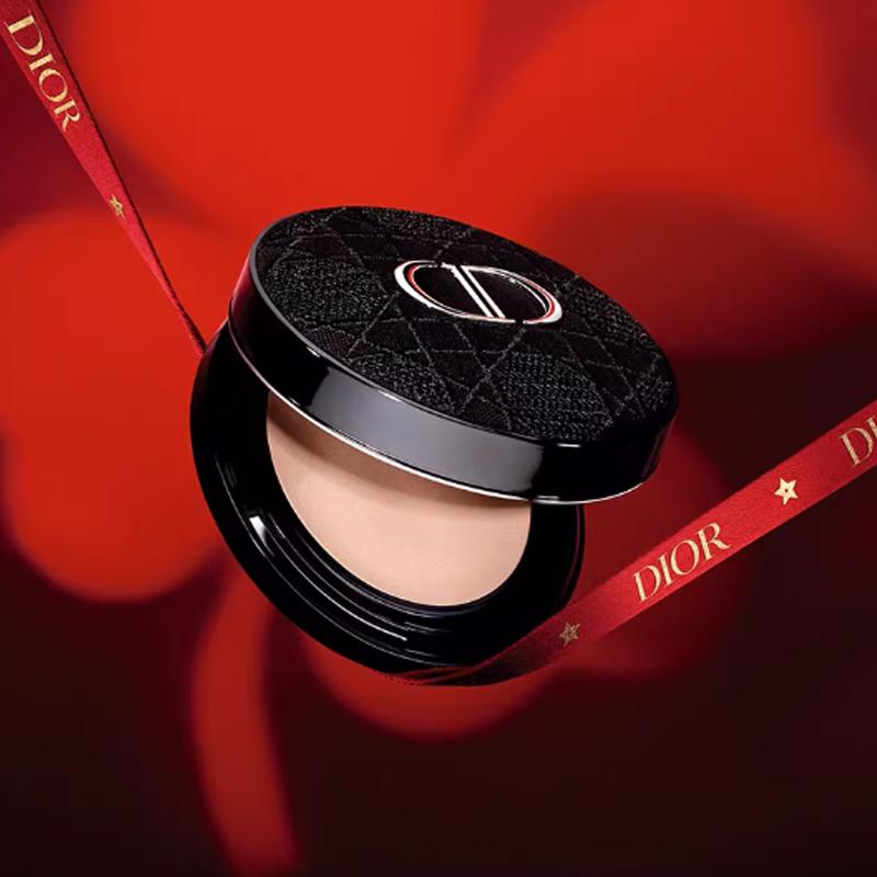 DIOR Lipstick Three-piece set: blue gold lipstick #720 velvet + embroidered outer box + soft and shiny #0N air cushion core
