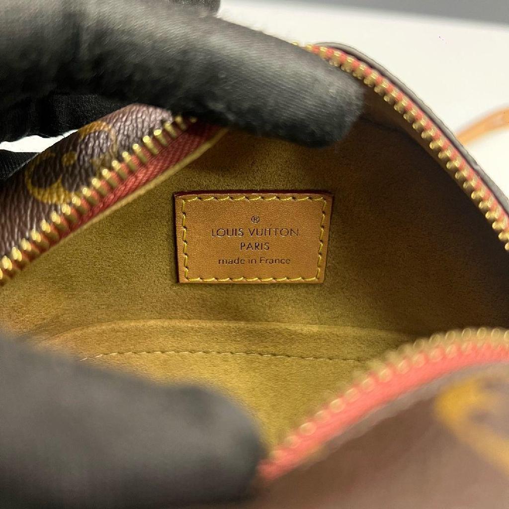 [Pre-Owned] Boite Chapeau Souple PM Classic Monogram Canvas Leather Shoulder Bag Small - Very Good #KDY97Y