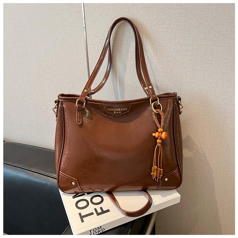 High-end Bag, Large-capacity Retro Crossbody Bag, Versatile Tote Bag for Commuting Casually