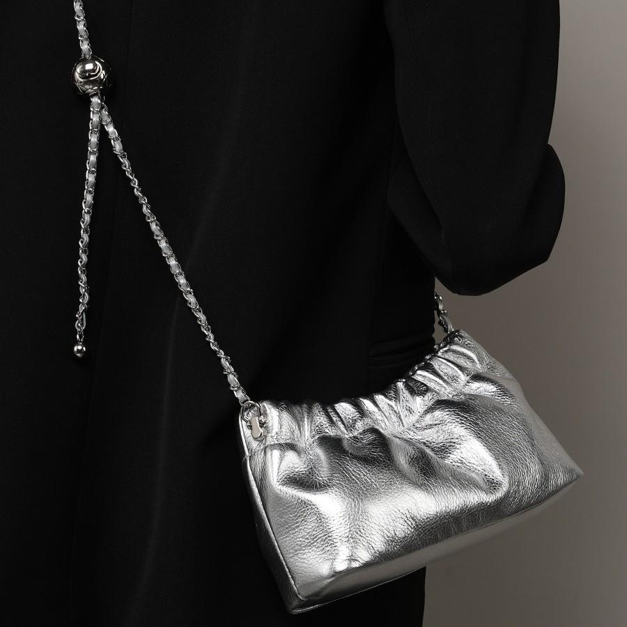 Popular Underarm Bag, Premium Sense Cloud Pleated Bag, Women'S Bag, First Layer Cowhide Single Shoulder Messenger Bag, Golden Ball Chain.