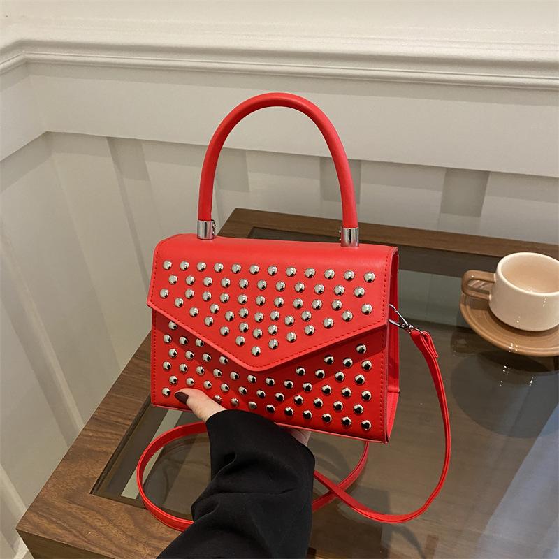 New Rivet Clutch Bag Versatile Dinner Bag High-end Fashion Party Clutch Bag