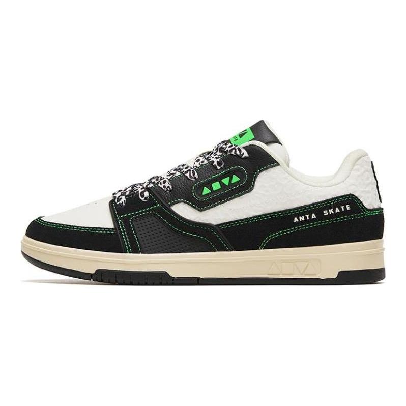Anta Jie Ao Non slip Lightweight Low top Skateboard Shoes Women's Black White Green 122248090S-1