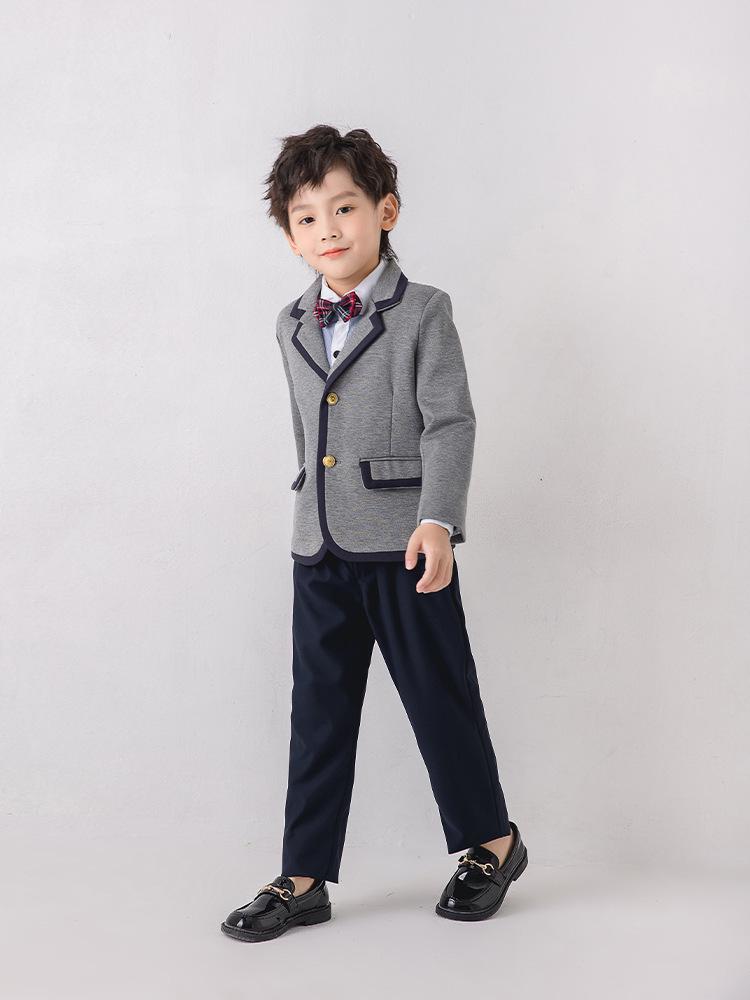 Akademischer Stil für Kinder Formale Schuluniform