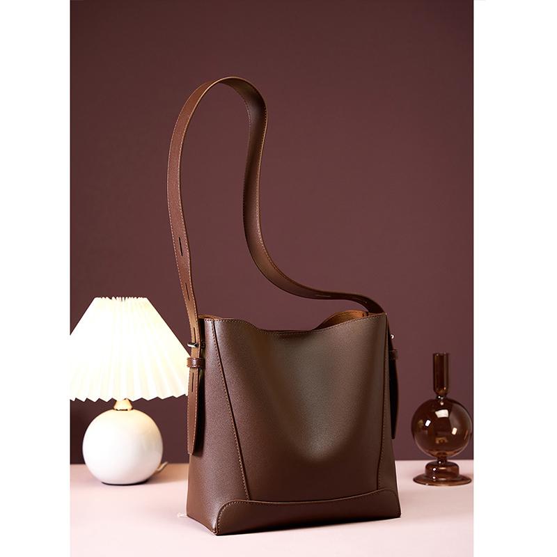 Genuine Leather Women's Messenger Bag Second Layer Cowhide Shopper Shoulder Bag Commuter Bucket Handbag Simple High-quality Female Tote Bag