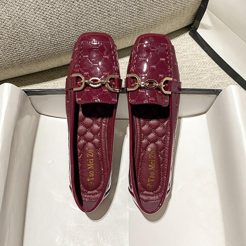 Moda 2025 Nowe Luksusowe Damskie Płaskie Buty Kwadratowy Nosek Płytki Wierzch Miękka Podeszwa Wygodne Małe Skórzane Buty Modne Buty Casualowe