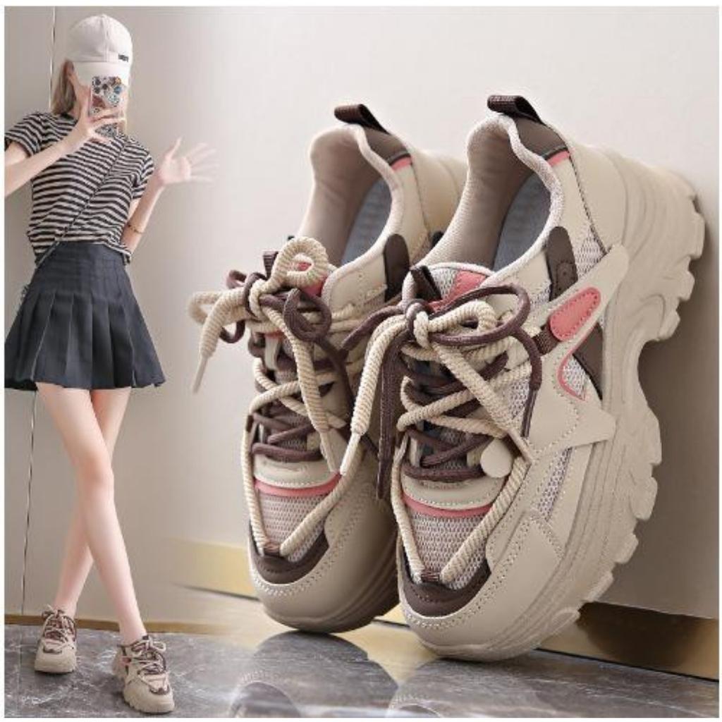 Dad shoes, new spring shoes, small thick soles, lightweight and explosive leather casual sports women's shoes