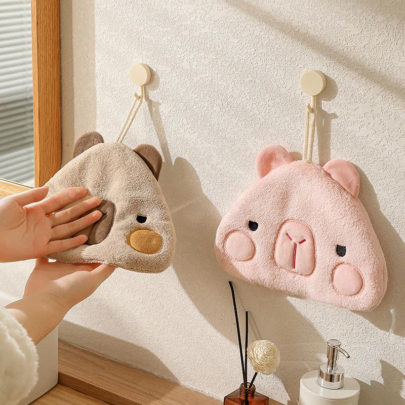 Capybara Round Coral Velvet Hand Towel, Kitchen Hanging Dual-purpose Water-absorbing and Quick-drying Square Towel