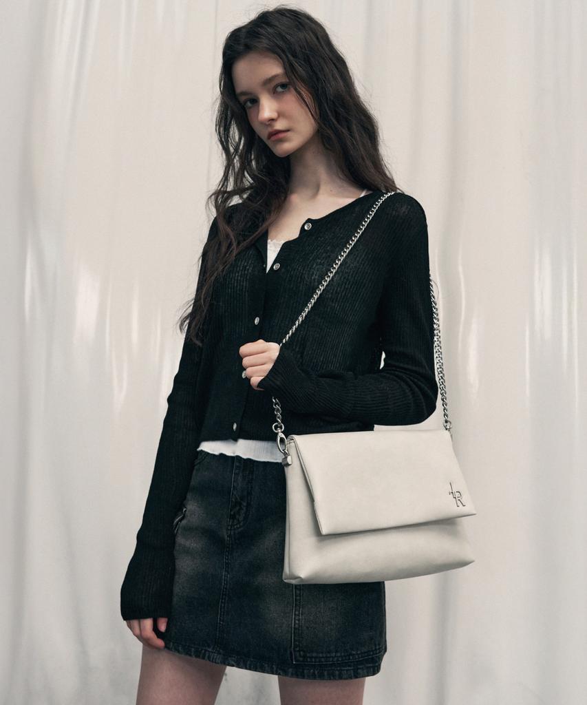 Leathery Flap Chain Shoulder Bag [Ivory]