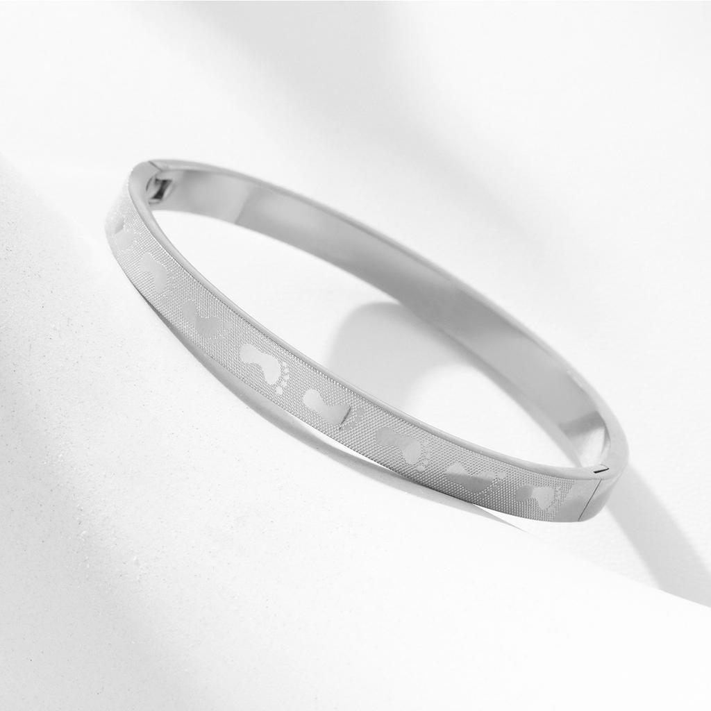 New Titanium Steel Bracelet Creative Corrosion Love Little Foot Buckle Couple Bracelet Stainless Steel Jewelry