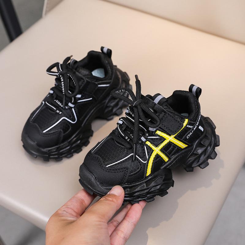 New Arrival Children's Breathable Soft-Sole Running Shoes | Unisex Sports Sneakers for Toddlers & Young Kids Casual Kids Shoes