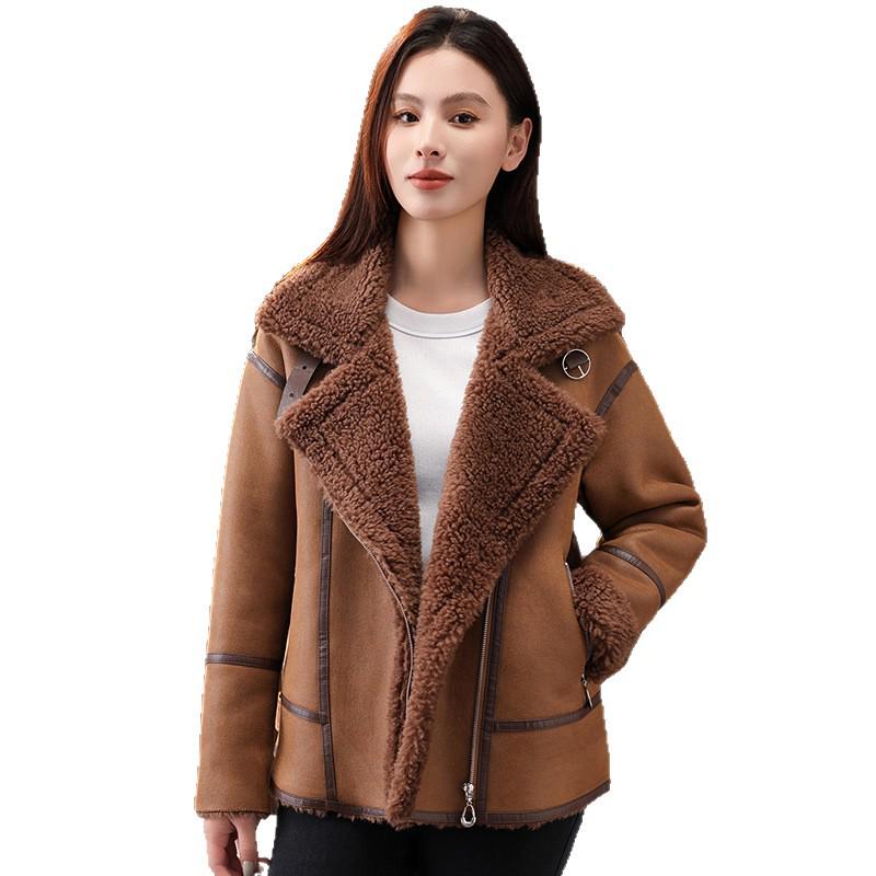 Young Mother's Fashionable 2025 Thick Velvet Leather & Fur Windproof Jacket