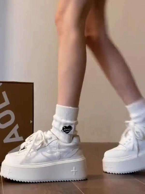 Baskets blanches à semelles épaisses pour femmes: Chaussures à plateforme automne 2025, Style sportif décontracté polyvalent augmentant la hauteur