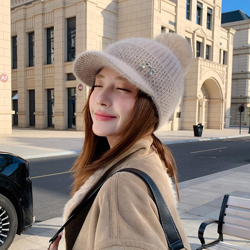 Winter New Duck Tongue Wool Hat Women's Thickened Warm Ear Protection Hairball Knitted Hat Cycling Cold Hat