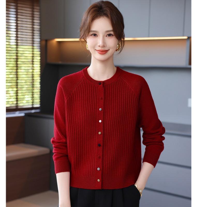 Elegant Temperament Mother Sweater Women's Coat Autumn New Color Button Knitted Sweater Cardigan Medium and Old Women's Clothing