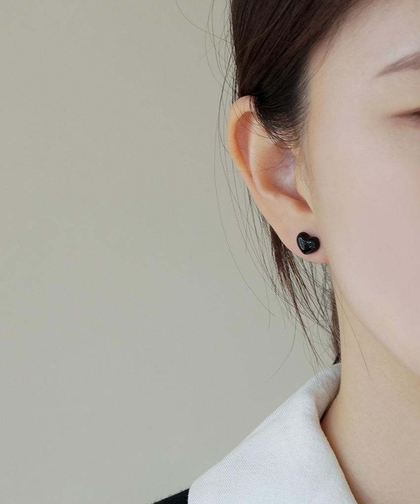 Alleun Silver 925 Chubby Heart Earrings Black Mini Bold