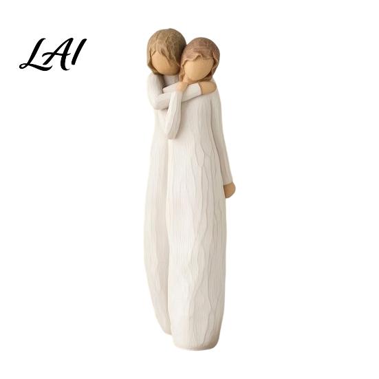 Nature Inspired Ornament Sisterhood Wooden Figurine Handcrafted Friendship Sculpture for Living Room Creative Displays Bedroom Tabletop Ornament