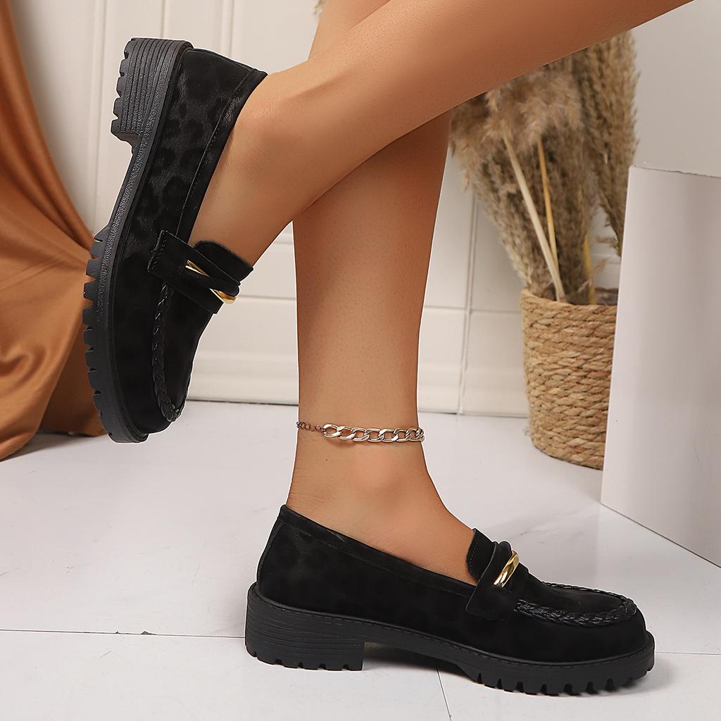 Fashion Women's British Style Thick-soled Low-heeled Shoes 2025 Spring and Autumn New Leopard Print Decorative Round-headed Loafers.