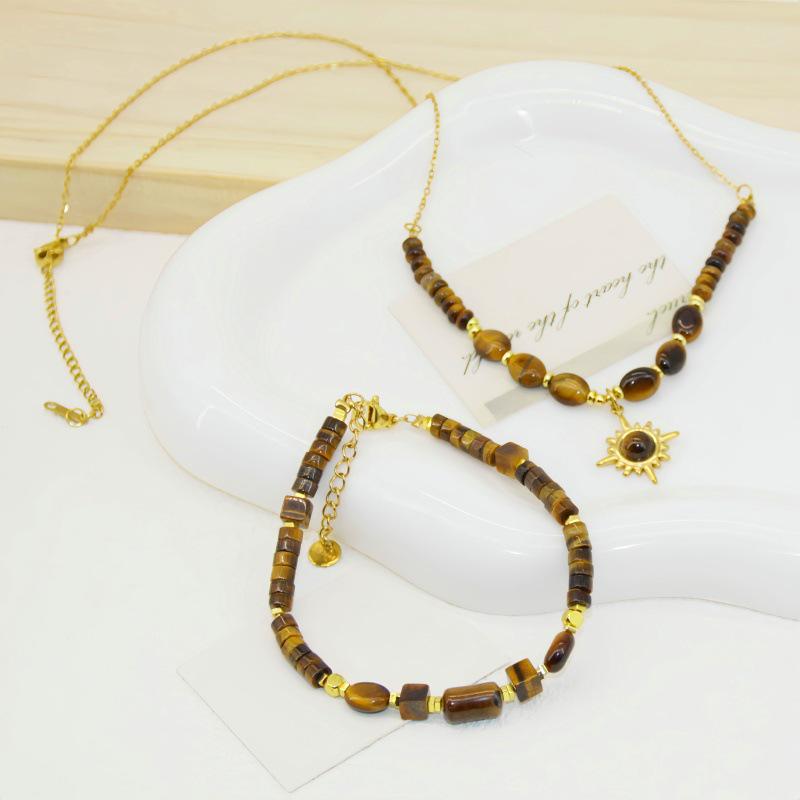Retro Melaard Women's High-End Heart & Tiger Eye Bead Necklace Choker