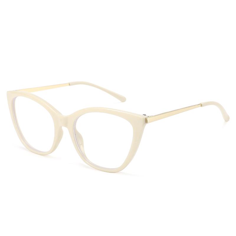 Trendy Retro Cat-Eye Prescription Glasses - Black Frame Women's Style