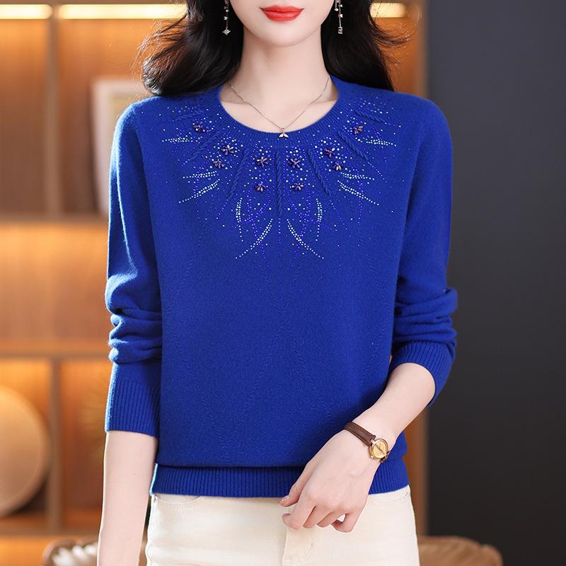 Premium Plus-Size Women's Pure Wool Sweater: Autumn/Winter Low Round Neck for Middle-Aged & Elderly