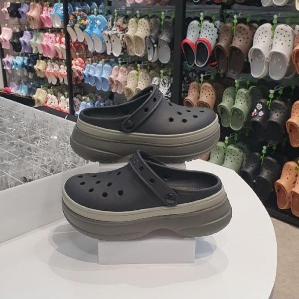 

Crocs Классические сабо на платформе 211355 001 BLACK/M3W5 (220)