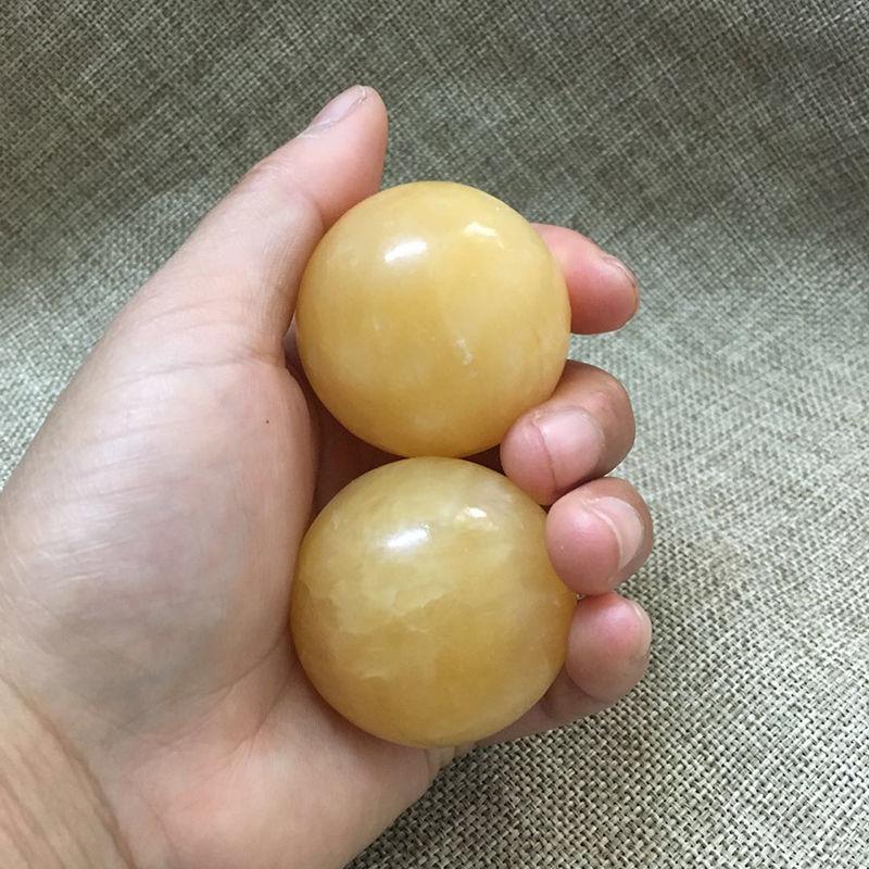 1Pair 50mm Natural Jade Baoding Ball Fitness Handball Quartz Sphere Relaxation Hand Wrist Exercise Massage Therapy Healing Stone