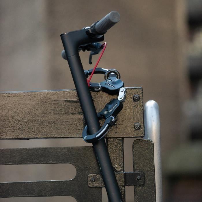 Masterlock Anti-theft Handcuffs In Hardened Steel 7.6cm Diameter 1 Link