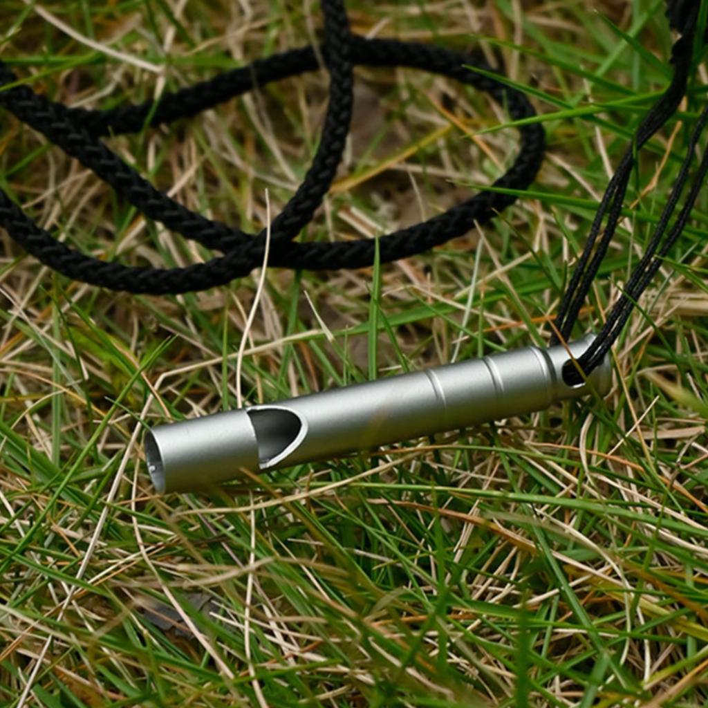 Utendørs Nødsituasjoner Fløyter Bærbare Signalfløyter Med Lanyard Treningsfløyter for Camping Fotturer Sport
