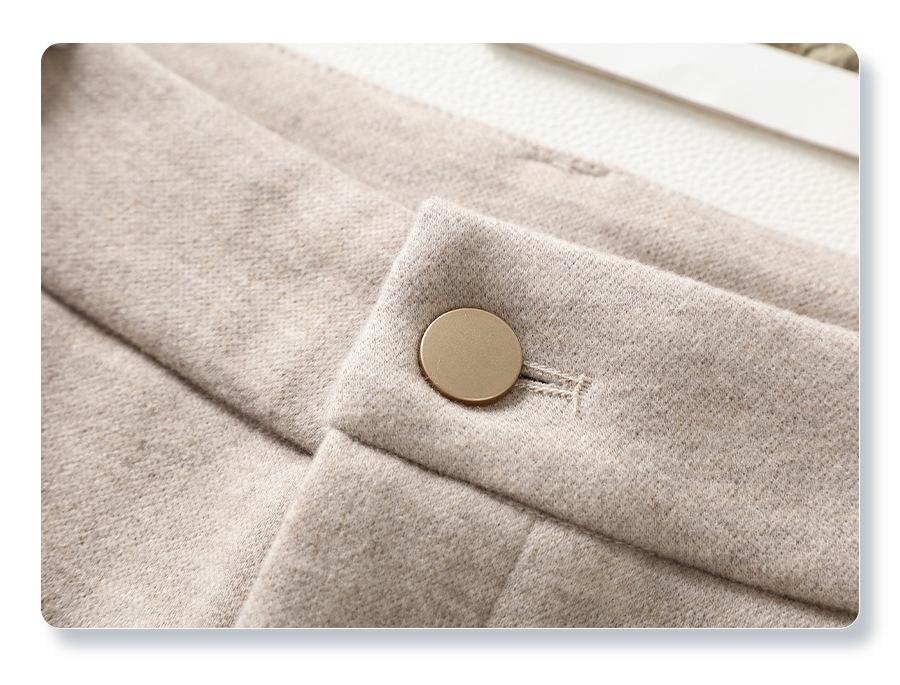 Podzim/Zima 2024 Dámské béžové kašmírové vlněné kalhoty: Volný střih, vysoký pas, široké nohavice, rovný střih.