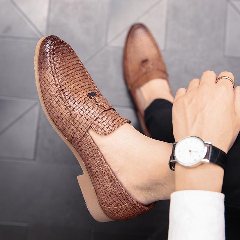 Versiune coreeană a pantofilor cu vârf la modă pentru bărbați, pantofi casual retro britanici din piele, pantofi de modă pentru club