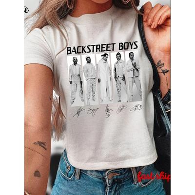 2026 Backstreet Millennium Tour Álbum Estampado Top Corto Merchandising Icónico Adecuado para Conciertos Eventos de Fans Ropa Casual Regalo Nostálgico para Fans de BSB Máquina