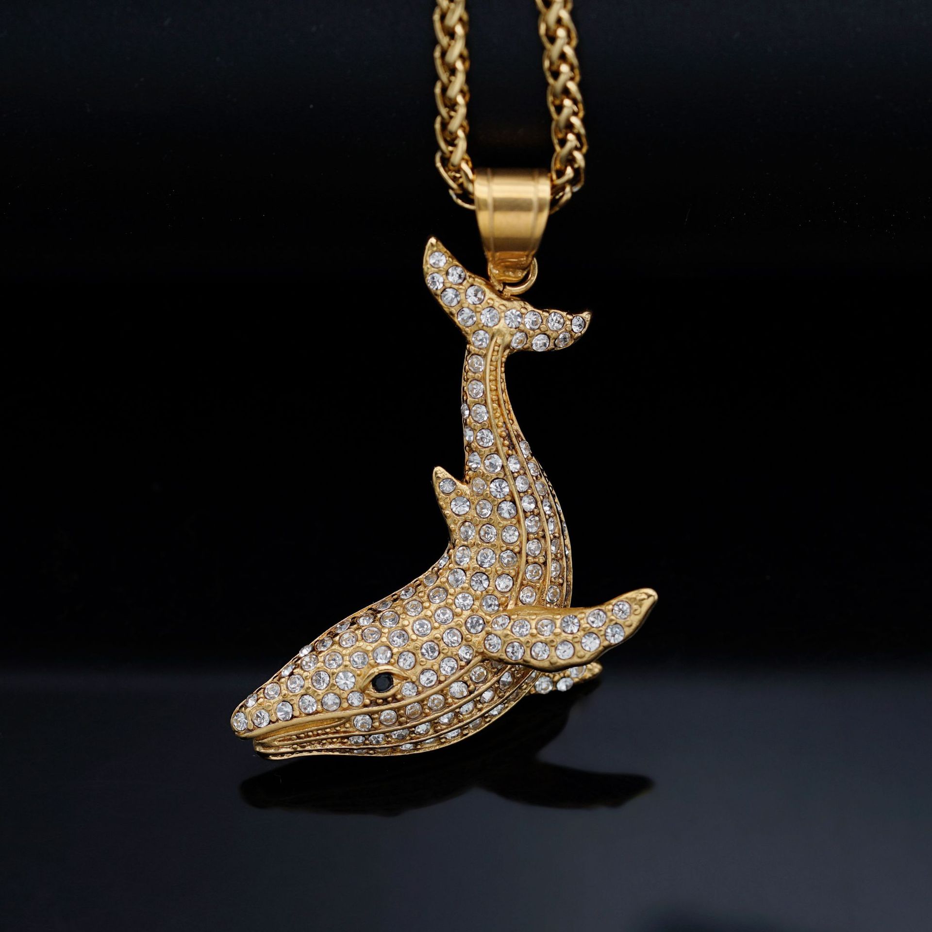 

HIP Hop Design of Men s and Women s Fashion Gold Color Stainless Steel High Quality Whale with Rhinestone Pendant Necklace 60cm золотий