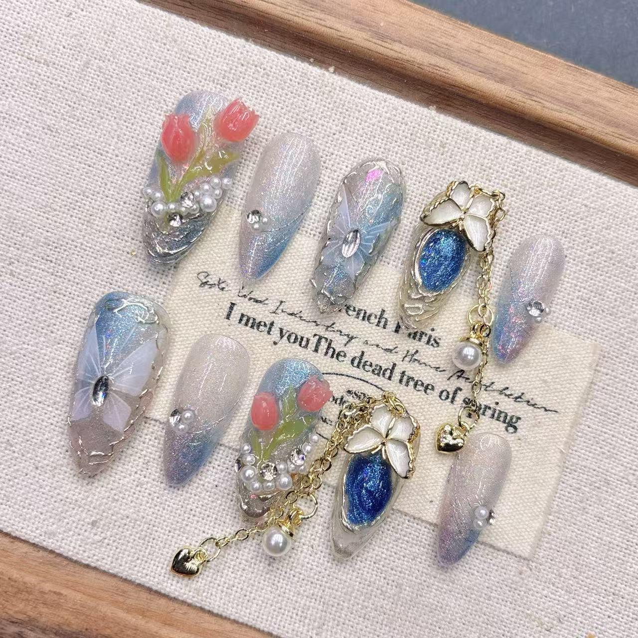 Handmade Tulip Almond Press-on Nails - Influencer s Exquisite Light Luxury Style