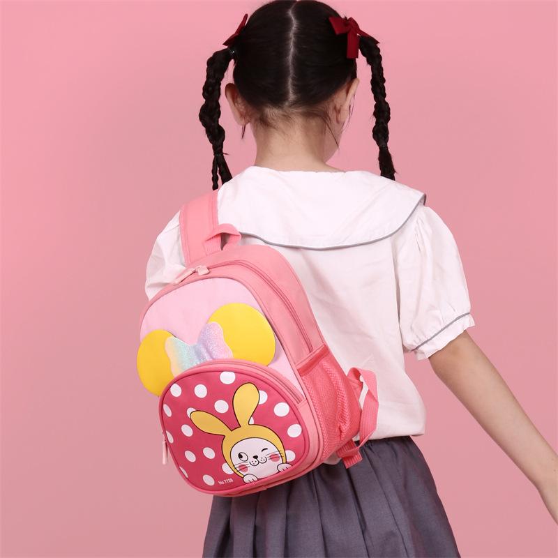 Kindergarten small class schoolbag boys go out to travel small snacks bag breathable wear-resistant 3-5 year old girl children's backpack