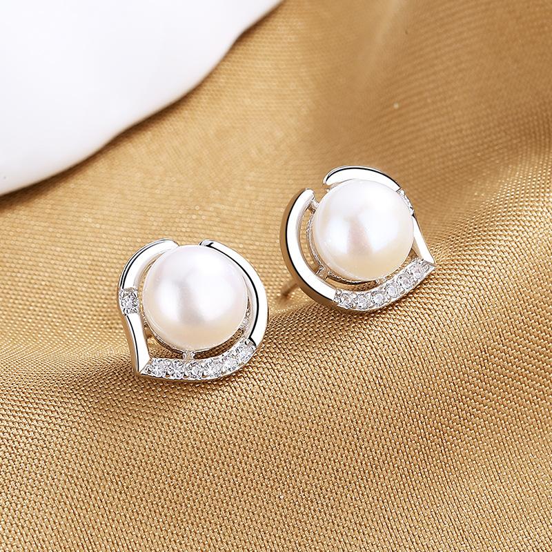 Fashion Freshwater Stud Earrings, High-End Love Earrings, Versatile Temperament Earrings