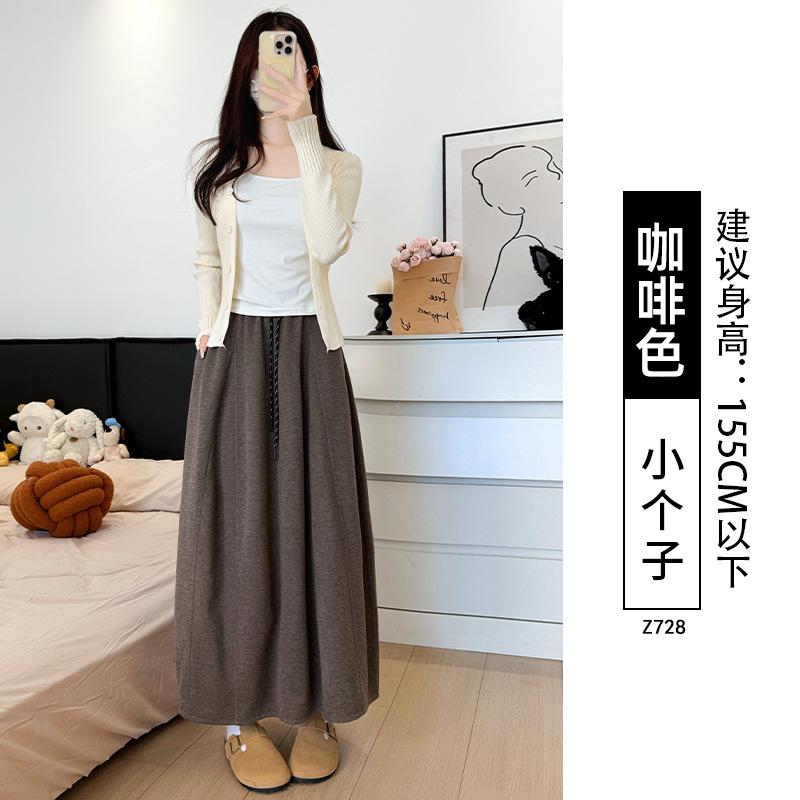 

Black word skirt women s new autumn large size fat mm long knitted bud pleated fluffy skirt XL [126-75kg]