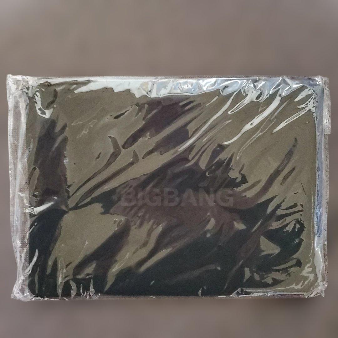 БУ BIGBANG Большой плоский кошелек 4970₽