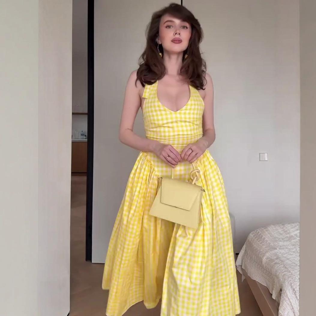 

2025 Summer V-neck Halter High-waisted Slimming Long Dress for Women XS