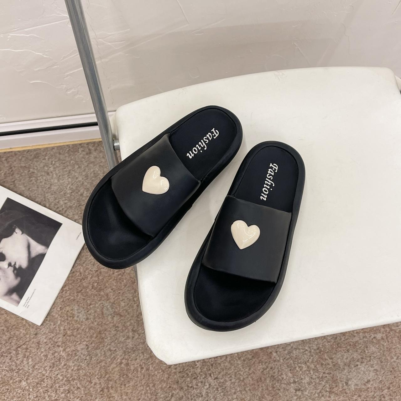 

Шлепанцы на толстой подошве женские летние 2024 новая корейская версия с открытым носком на мягкой подошве с перемычкой повседневные сандалии для пляжа 35 чёрный