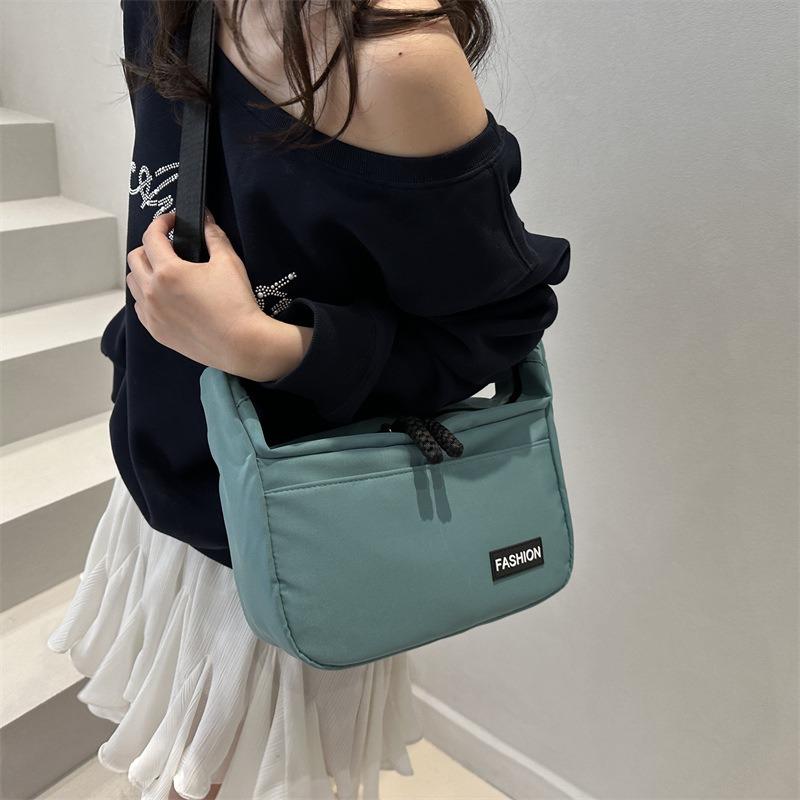 One-shoulder Messenger Bag, Large Capacity, Light, Casual, Literary Tote Bag, Sports Simple, College Students Commute To Class, Versatile