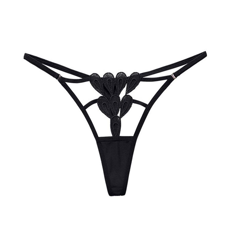 Lady Spring and Summer Sexy Embroidery Water Soluble Flower Temptation Hollow Taste Beautiful Buttock Thong Underwear