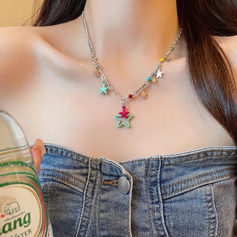 Dopamine Pink Green Pentagram Necklace Female Tide Niche Design Sweet Cool Color Clavicle Chain Sweater Chain Female