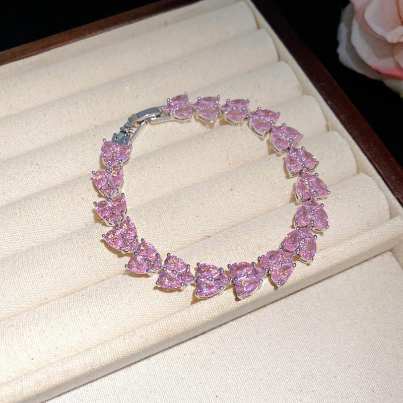 French Zircon Heart Pendant Bracelet With Elegant Design For Womens Office Wear