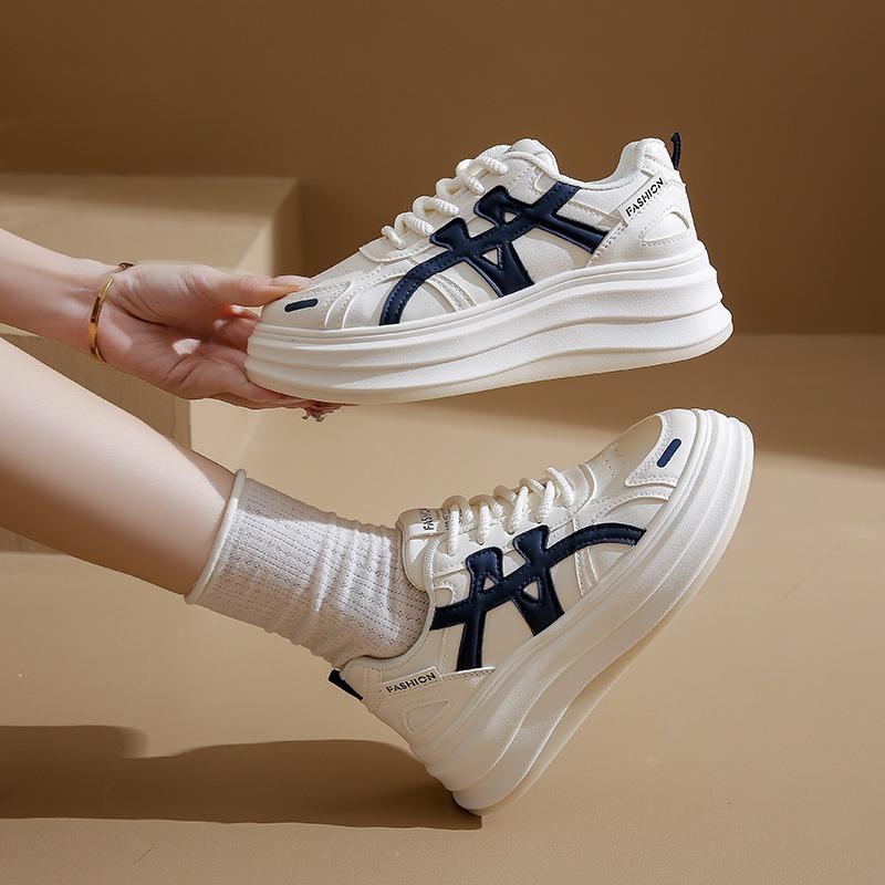 Autumn New Breathable Little White Shoes Female Students Platform Versatile Casual Sports Board Shoes