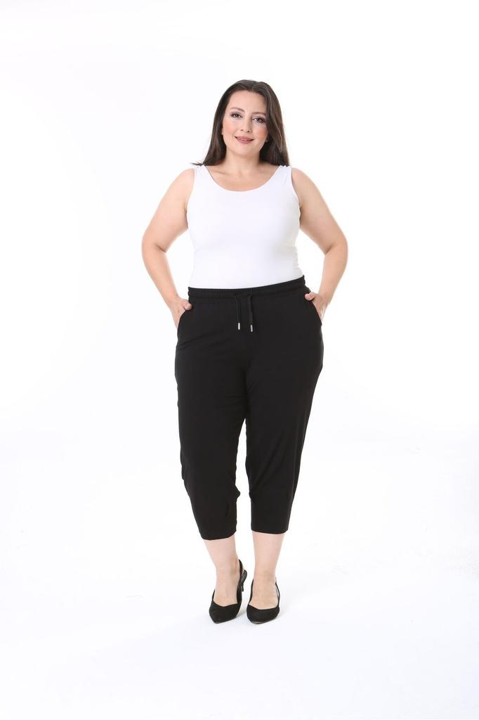 Women's Style Plus Size Pants Comfortable Black Elastic Waist Combed Capri Pants