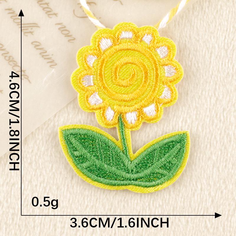 Kreslené zvířecí a ovocné vyšívané nášivky pro DIY oděvní doplňky